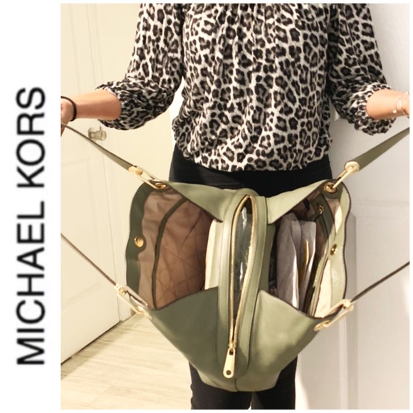 NWT authentic MK genuine leather shoulder bag - Picture 5 of 5